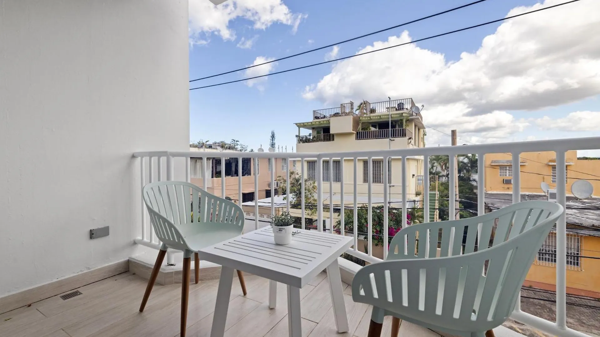 Amazing Beach Getaway For Large Groups Otium San Juan