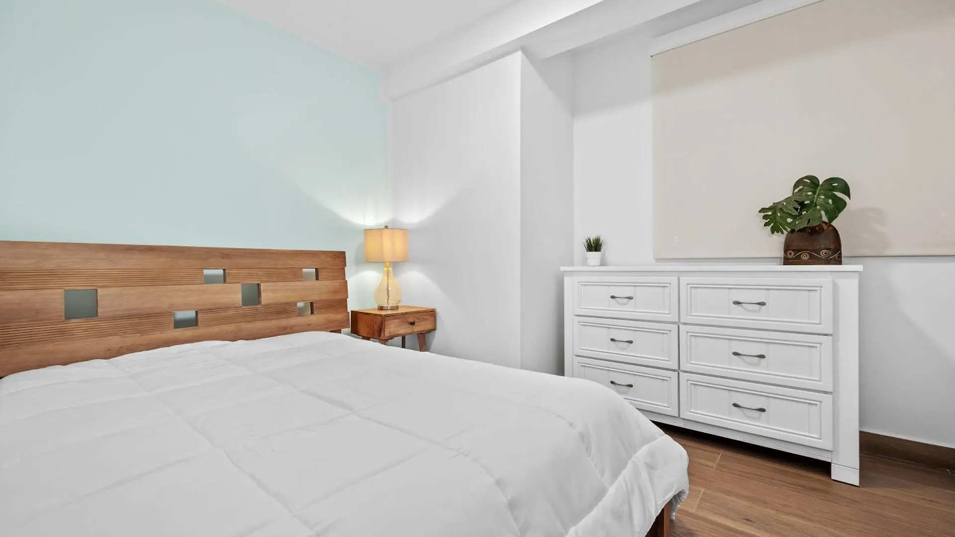 Amazing Beach Getaway For Large Groups Otium San Juan 0*,  Puerto Rico